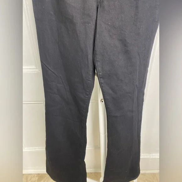 NWT REFORMATION Marlow Super Stretch High Rise Flare
Jeans - Picture 6 of 10